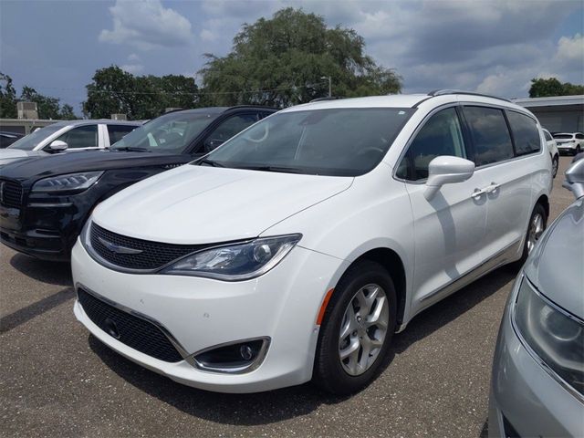 2020 Chrysler Pacifica Touring-L Plus