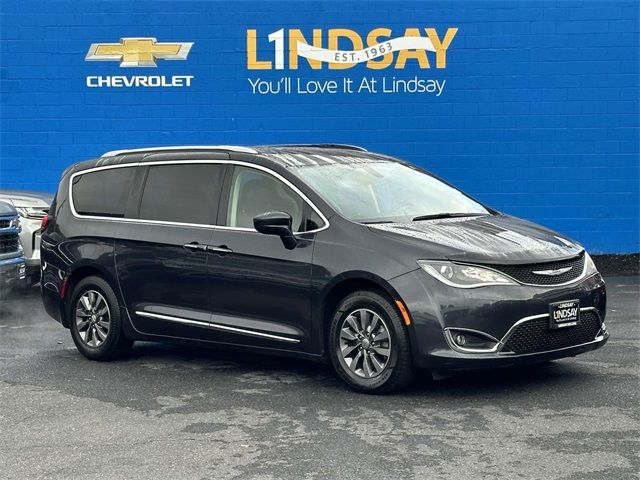 2020 Chrysler Pacifica Touring-L Plus