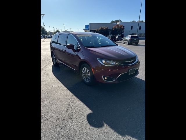 2020 Chrysler Pacifica Touring-L Plus