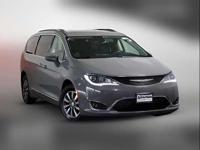 2020 Chrysler Pacifica Touring-L Plus