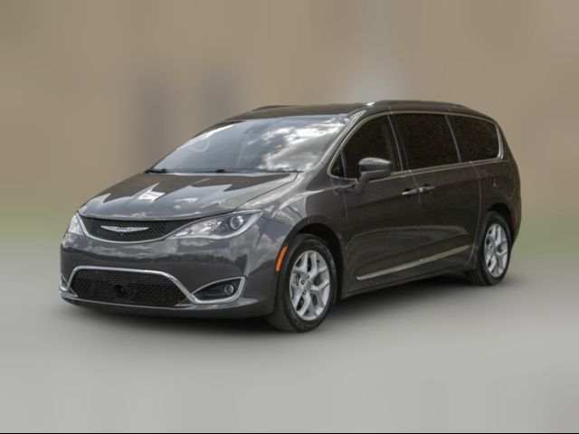 2020 Chrysler Pacifica Touring-L Plus