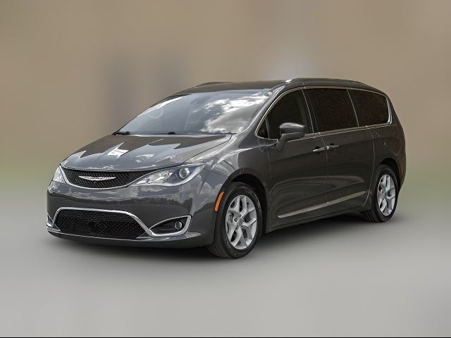 2020 Chrysler Pacifica Touring-L Plus