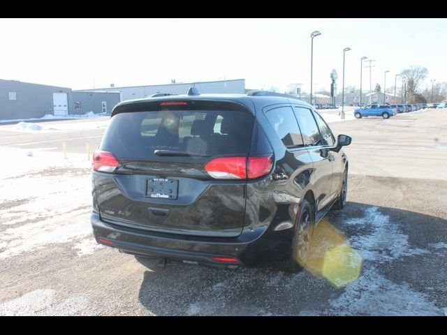 2020 Chrysler Pacifica Touring-L Plus