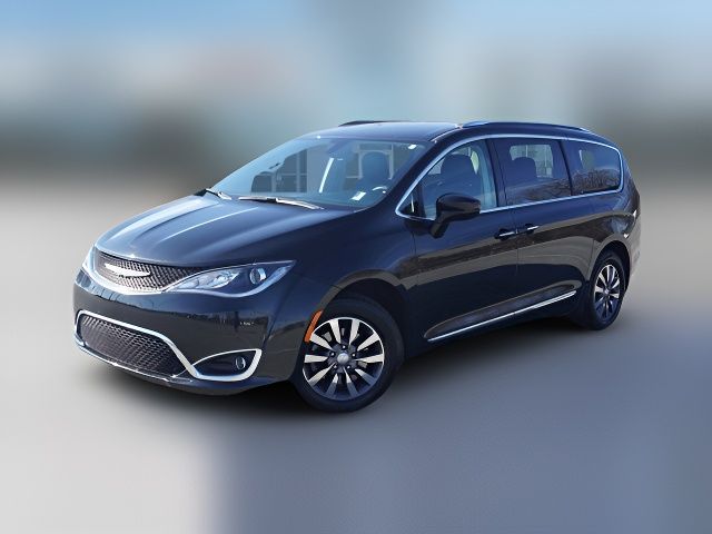 2020 Chrysler Pacifica Touring-L Plus