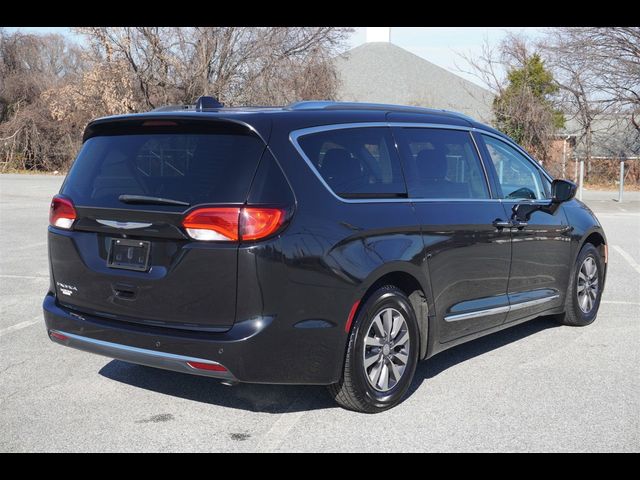 2020 Chrysler Pacifica Touring-L Plus