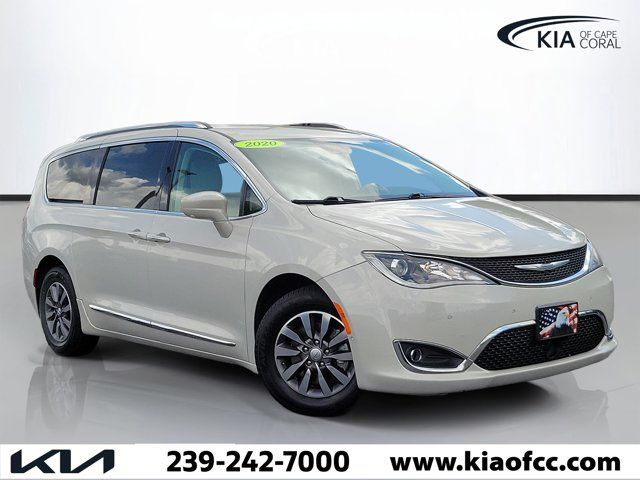 2020 Chrysler Pacifica Touring-L Plus