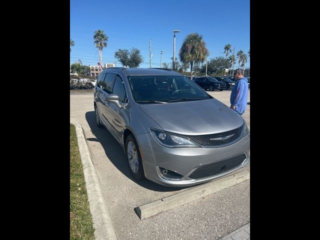 2020 Chrysler Pacifica Touring-L Plus