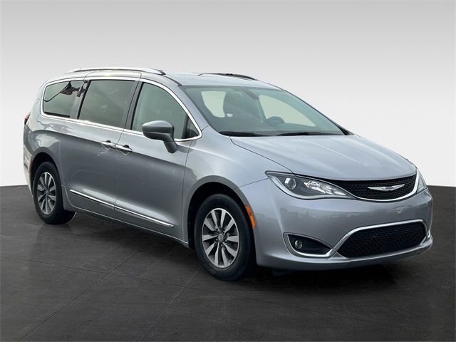 2020 Chrysler Pacifica Touring-L Plus