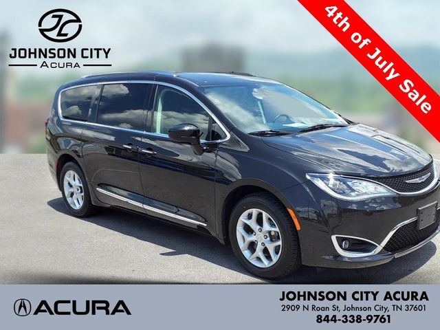 2020 Chrysler Pacifica Touring-L Plus