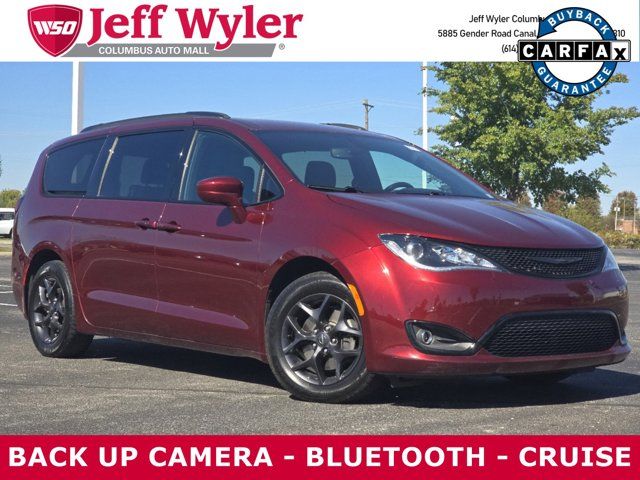 2020 Chrysler Pacifica Touring-L Plus