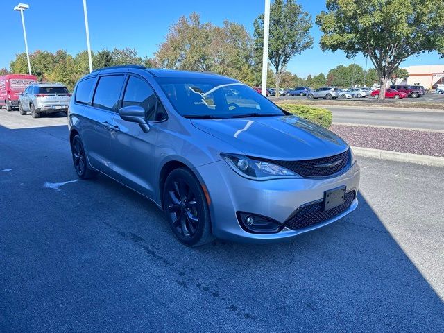 2020 Chrysler Pacifica Touring-L Plus 35th Anniversary