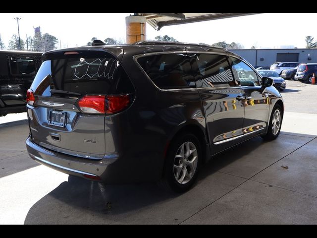 2020 Chrysler Pacifica Touring-L Plus