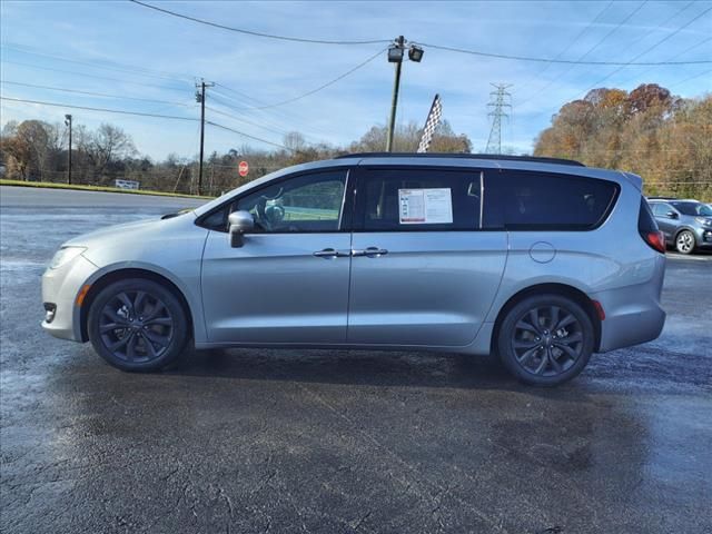 2020 Chrysler Pacifica Touring-L Plus