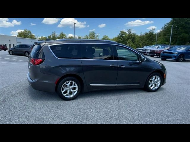 2020 Chrysler Pacifica Touring-L Plus