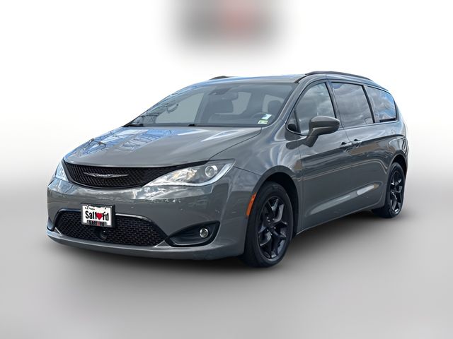 2020 Chrysler Pacifica Touring-L Plus