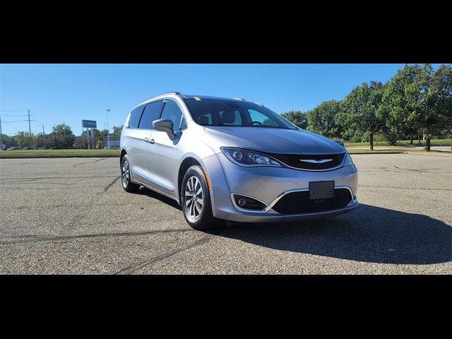 2020 Chrysler Pacifica Touring-L Plus