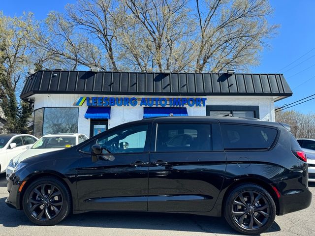 2020 Chrysler Pacifica Touring-L Plus