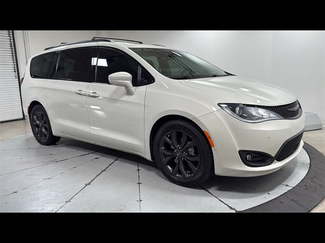 2020 Chrysler Pacifica Touring-L Plus 35th Anniversary