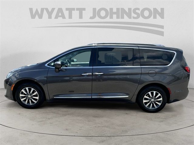 2020 Chrysler Pacifica Touring-L Plus