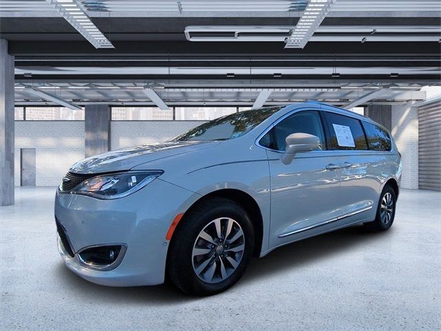 2020 Chrysler Pacifica Touring-L Plus