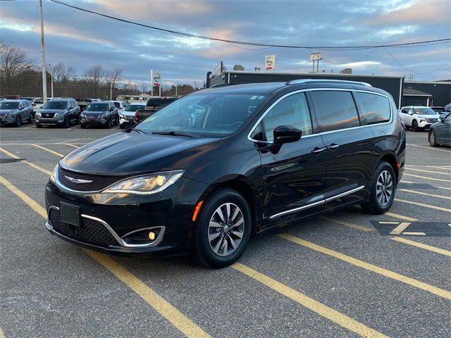 2020 Chrysler Pacifica Touring-L Plus