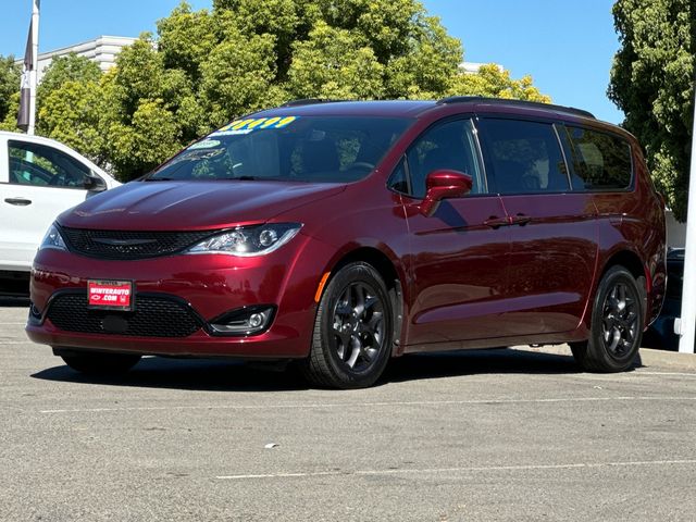 2020 Chrysler Pacifica Touring-L Plus