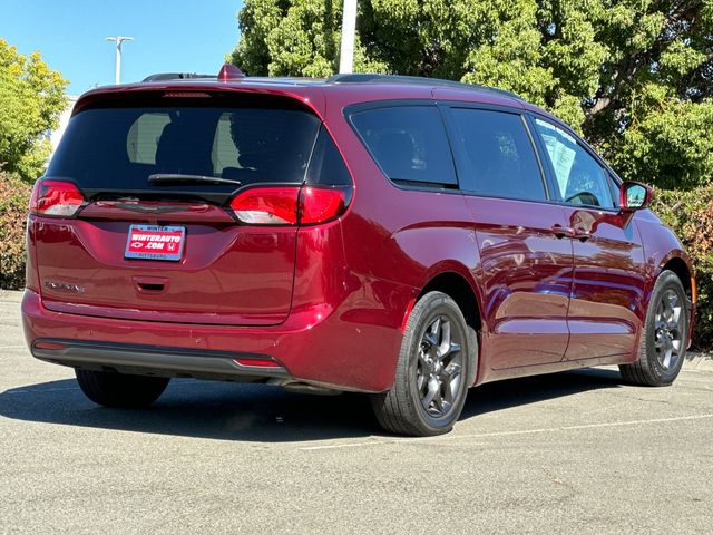 2020 Chrysler Pacifica Touring-L Plus