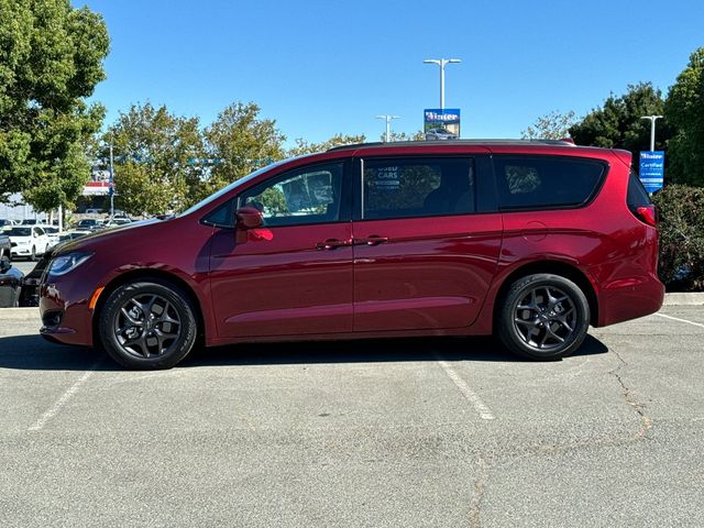 2020 Chrysler Pacifica Touring-L Plus