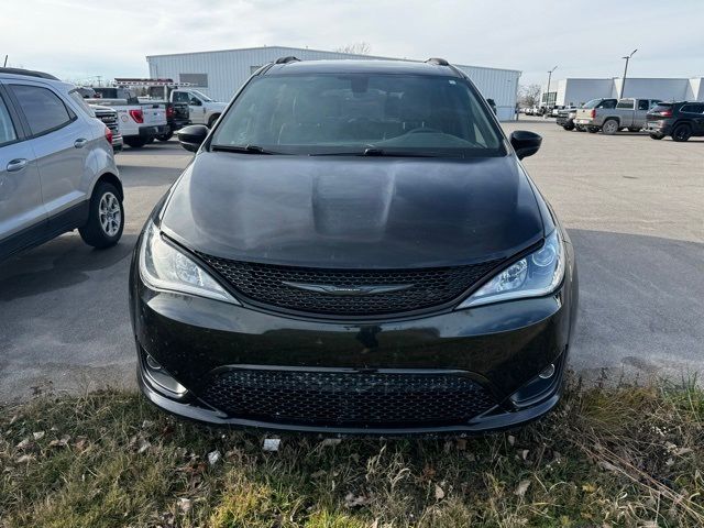 2020 Chrysler Pacifica Touring-L Plus