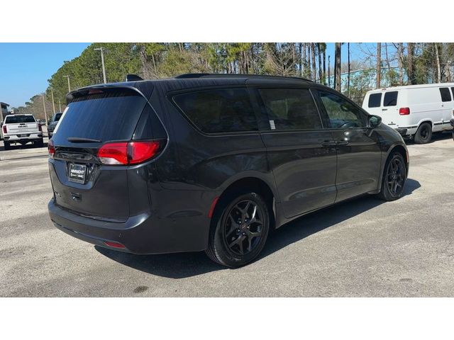 2020 Chrysler Pacifica Touring-L Plus