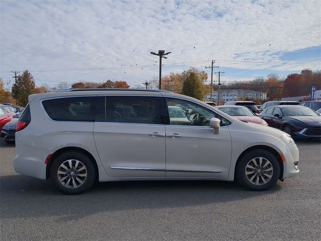 2020 Chrysler Pacifica Touring-L Plus