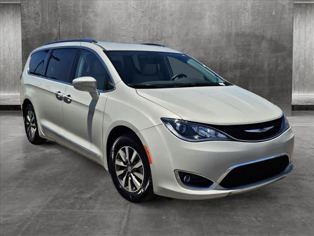 2020 Chrysler Pacifica Touring-L Plus