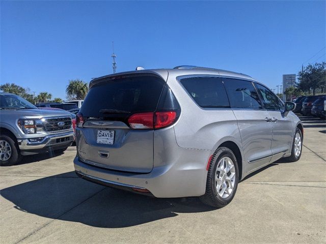 2020 Chrysler Pacifica Touring-L Plus