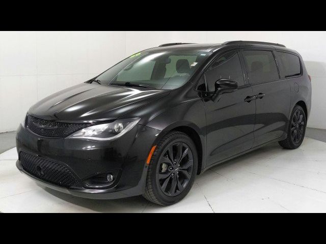 2020 Chrysler Pacifica Touring-L Plus 35th Anniversary