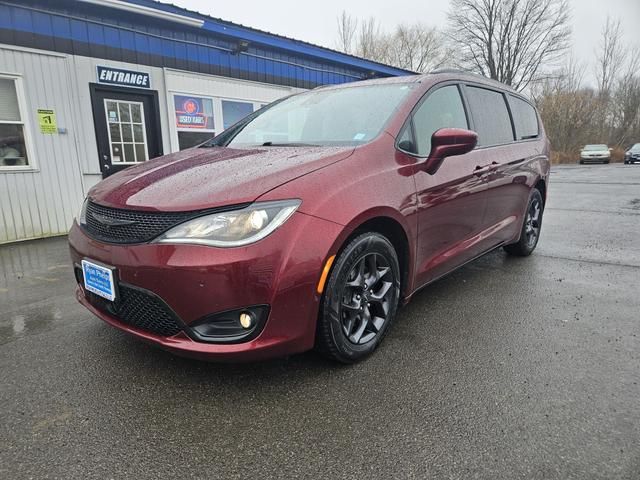 2020 Chrysler Pacifica Touring-L Plus