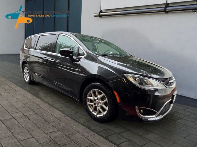 2020 Chrysler Pacifica Touring