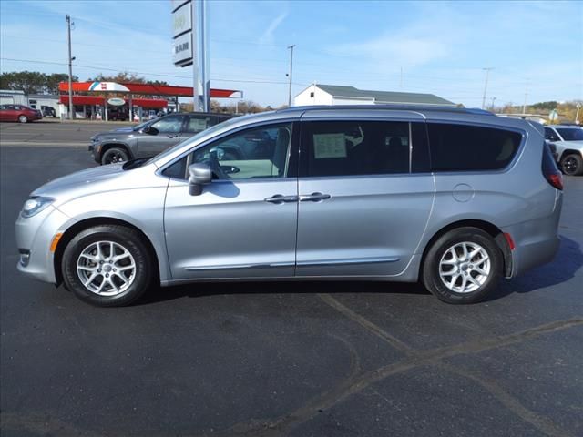 2020 Chrysler Pacifica Touring-L