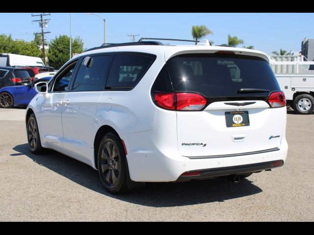 2020 Chrysler Pacifica Hybrid Red S