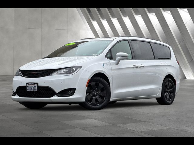 2020 Chrysler Pacifica Hybrid Red S