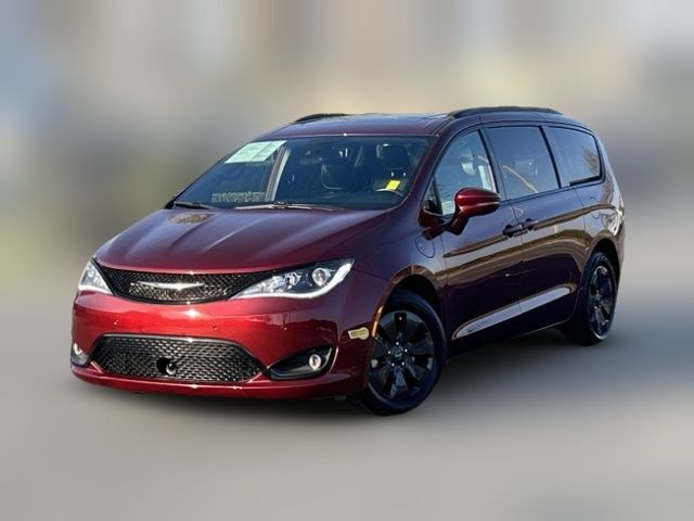 2020 Chrysler Pacifica Hybrid Limited