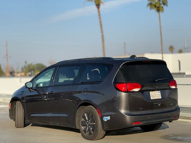 2020 Chrysler Pacifica Hybrid Limited