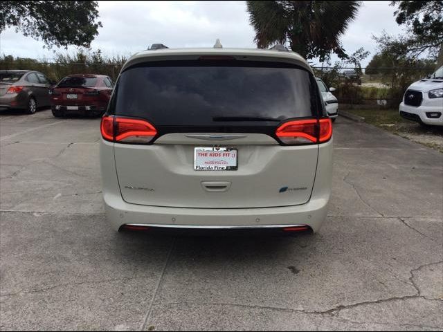 2020 Chrysler Pacifica Hybrid Limited