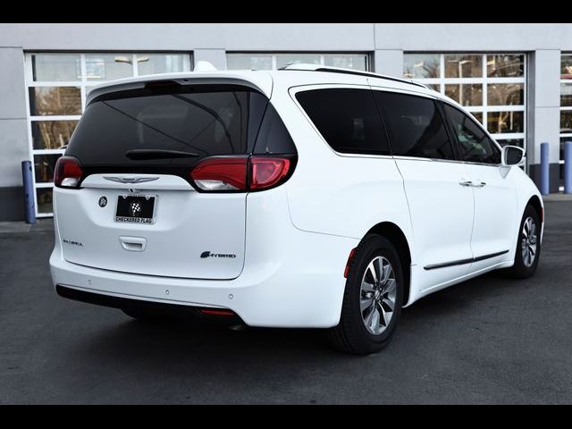 2020 Chrysler Pacifica Hybrid Limited