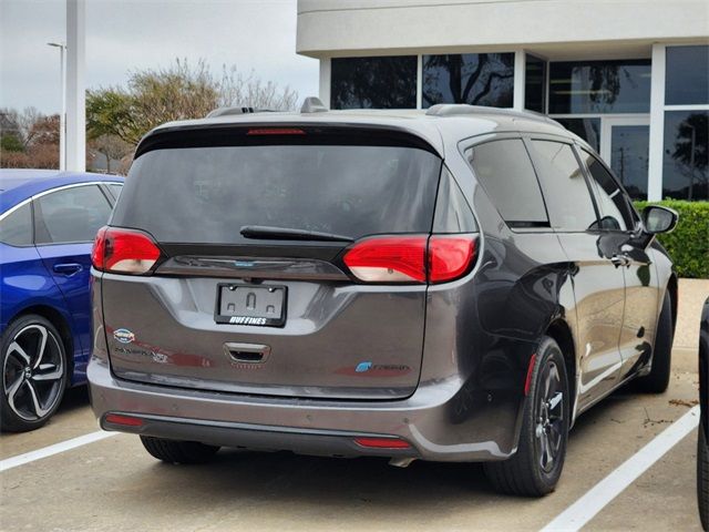 2020 Chrysler Pacifica Hybrid Limited