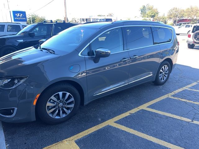 2020 Chrysler Pacifica Hybrid Limited