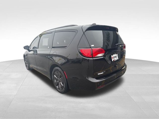 2020 Chrysler Pacifica Hybrid Limited