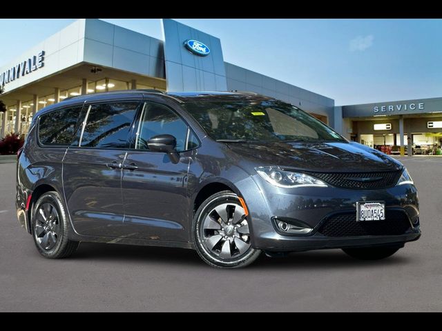 2020 Chrysler Pacifica Hybrid Limited