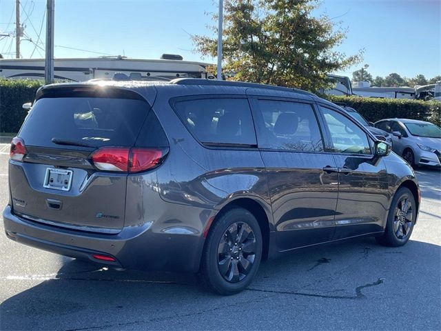 2020 Chrysler Pacifica Hybrid Limited