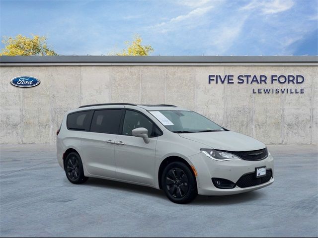 2020 Chrysler Pacifica Hybrid Limited