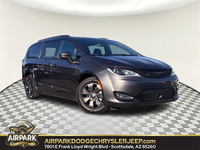 2020 Chrysler Pacifica Hybrid Limited 35th Anniversary